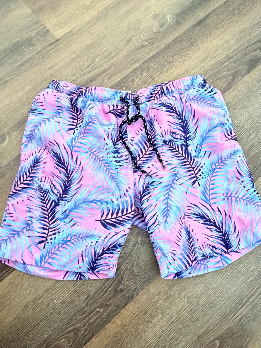 Men’s Swim Trunks Size M - Like New